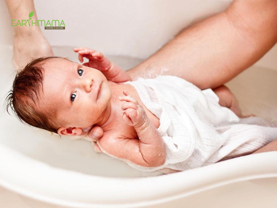 Biện pháp điều trị nổi rôm sảy cho trẻ