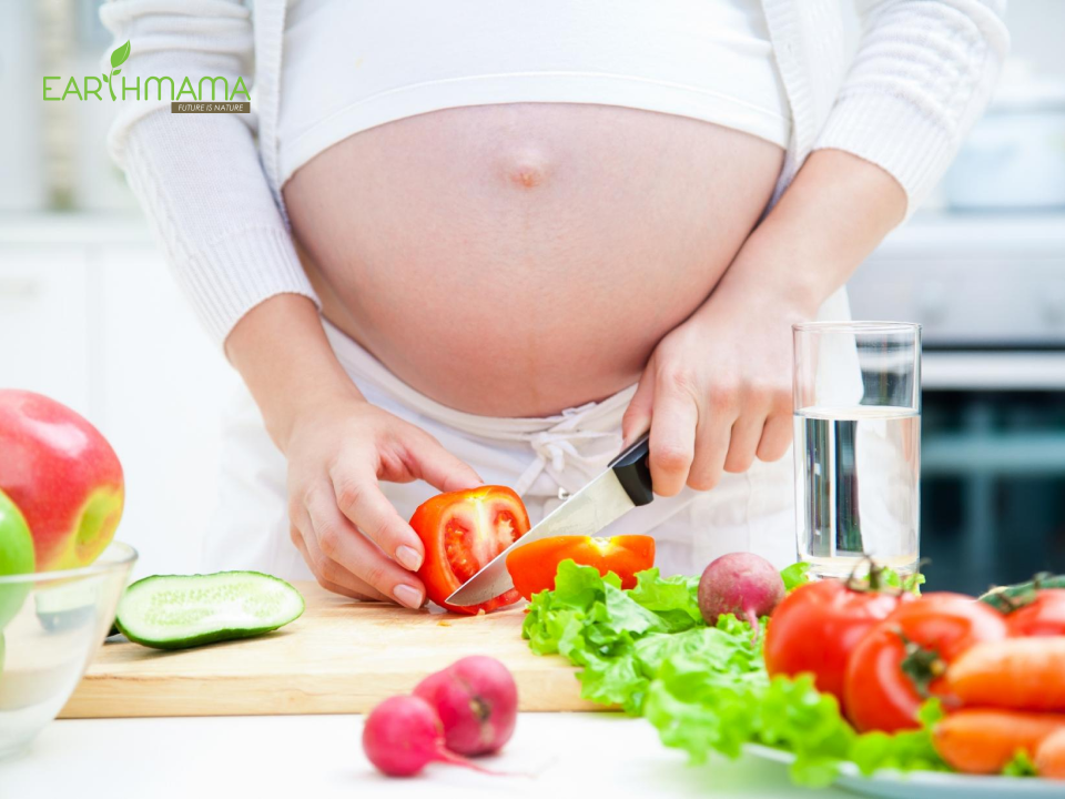 Mẹ bầu nên có chế độ dinh dưỡng hợp lý