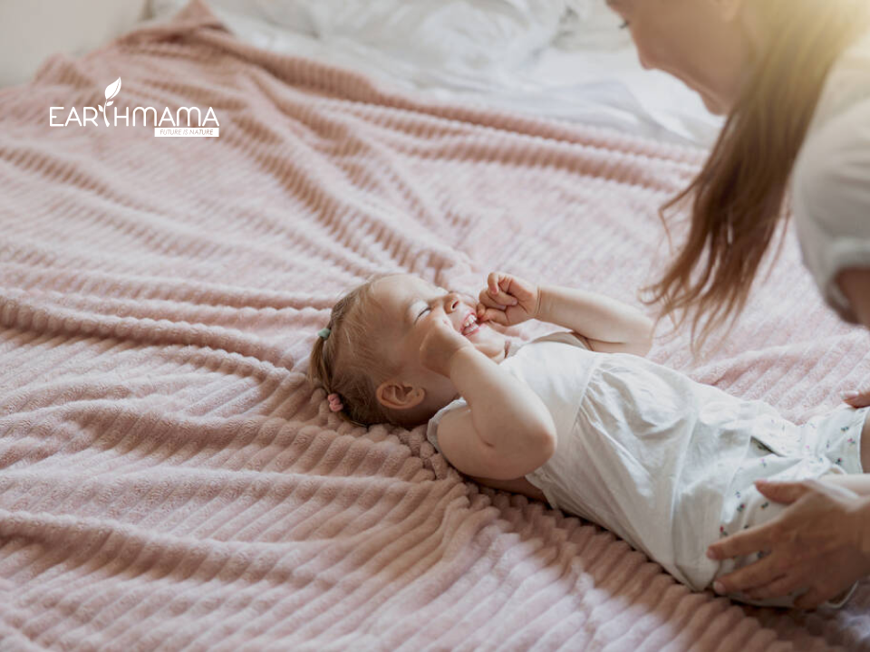Vệ sinh rốn cho trẻ sơ sinh cần thực hiện đúng cách