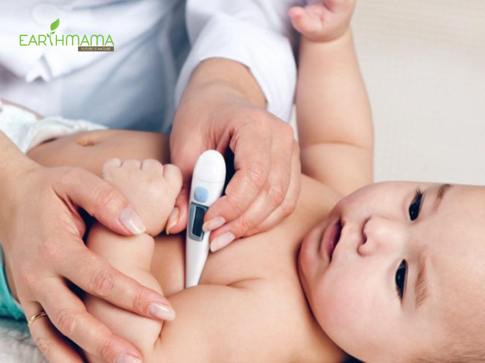 Trẻ sốt mọc răng 39 độ quá cao cần đưa đến gặp bác sĩ