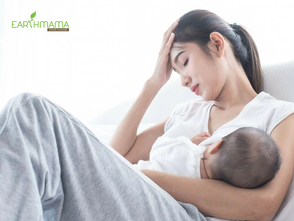 Mẹ phải đối mặt với nhiều thay đổi sau khi sinh
