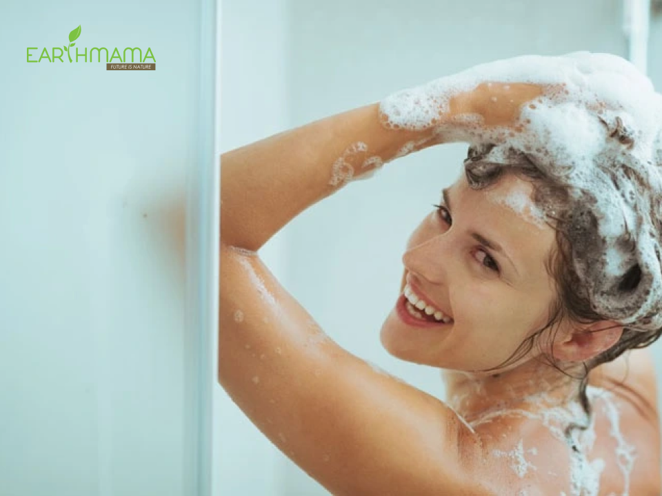 Mẹ cần chú ý tắm gội khi sinh mổ để không gây viêm nhiễm vết thương