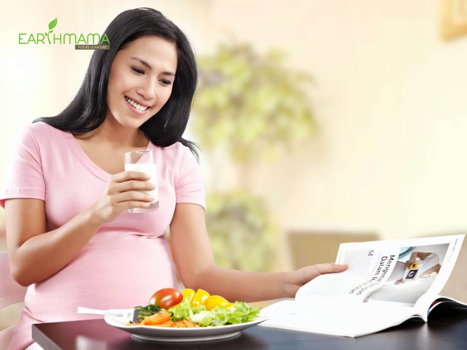 mẹ nên ăn uống đầy đủ là cách thai giao cho con tốt nhất
