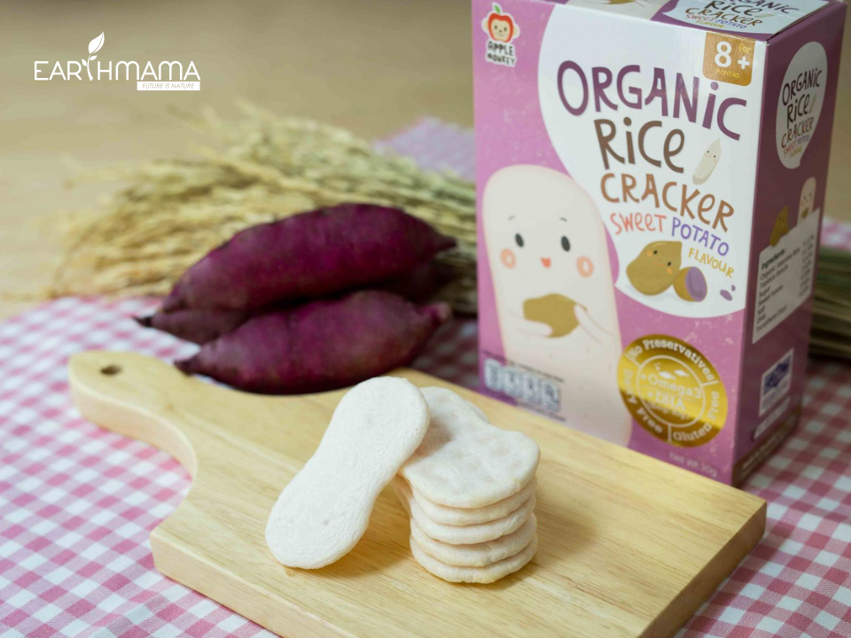 Chọn mua các loại bánh ăn dặm cho bé vị khoai lang giàu dinh dưỡng