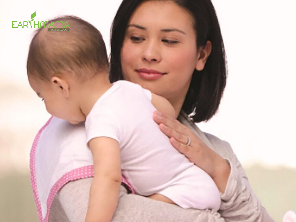 Cách vỗ ợ hơi cho trẻ sơ sinh hiệu quả và an toàn