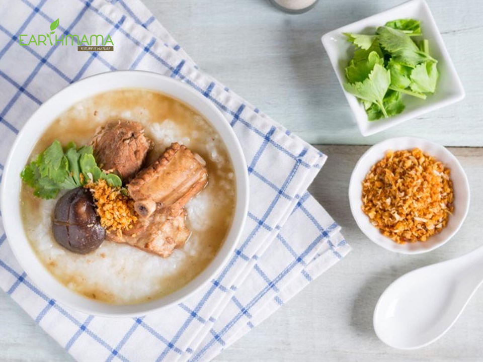 Cách nấu cháo ăn dặm cho bé 6 tháng từ sườn heo