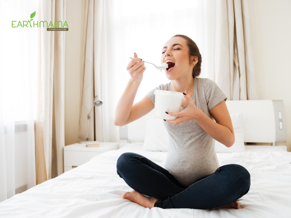 Mẹ bầu cần ăn uống đầy đủ trong tam cá nguyệt thứ 1
